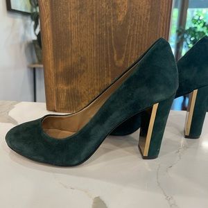 Banana Republic Emerald Green Pumps